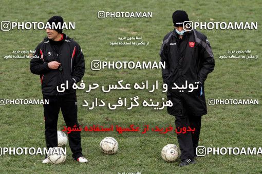 863864, Tehran, , Persepolis Football Team Training Session on 2013/01/01 at Derafshifar Stadium