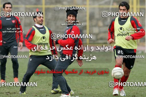 863916, Tehran, , Persepolis Football Team Training Session on 2013/01/01 at Derafshifar Stadium