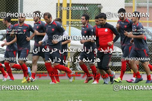 864777, Tehran, , Persepolis Football Team Training Session on 2013/04/17 at Derafshifar Stadium