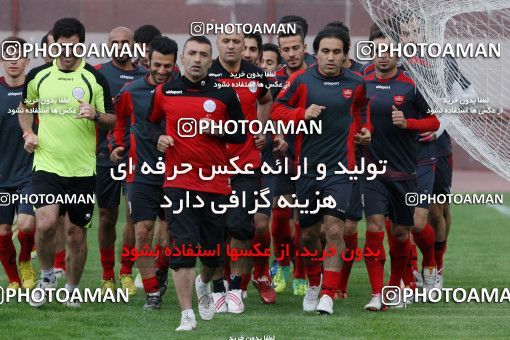 864910, Tehran, , Persepolis Football Team Training Session on 2013/04/21 at Derafshifar Stadium