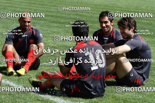 865457, Tehran, , Persepolis Football Team Training Session on 2013/04/26 at Derafshifar Stadium