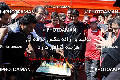 865321, Tehran, , Persepolis Football Team Training Session on 2013/04/26 at Derafshifar Stadium