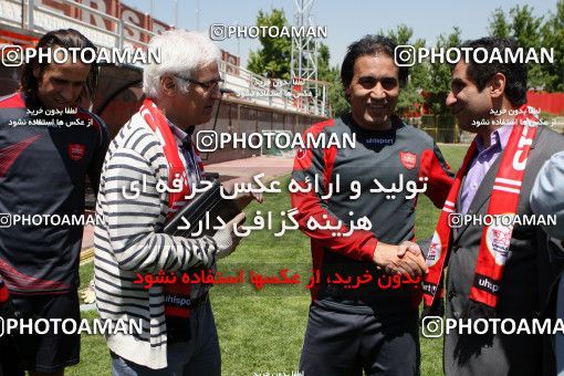 865434, Tehran, , Persepolis Football Team Training Session on 2013/04/26 at Derafshifar Stadium