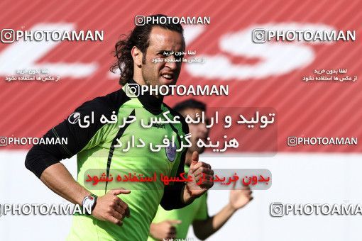 865669, Tehran, , Persepolis Football Team Training Session on 2013/04/27 at Derafshifar Stadium