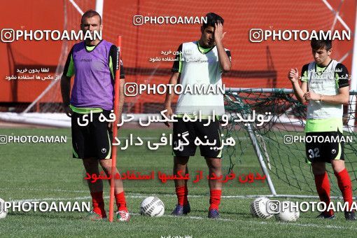 865682, Tehran, , Persepolis Football Team Training Session on 2013/04/27 at Derafshifar Stadium