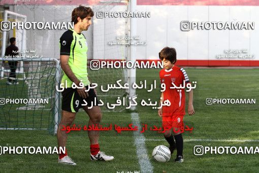 865694, Tehran, , Persepolis Football Team Training Session on 2013/04/27 at Derafshifar Stadium