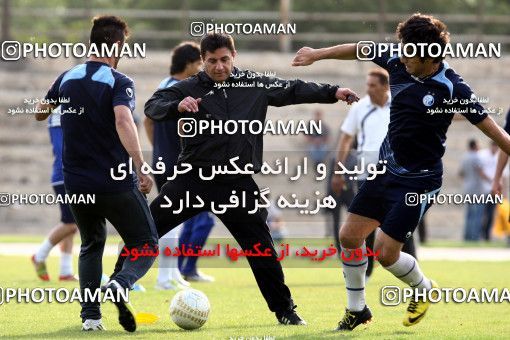 866085, Tehran, , Esteghlal Football Team Training Session on 2013/05/01 at زمین شماره 2 ورزشگاه آزادی