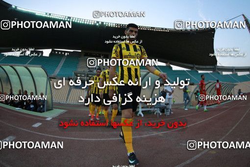 877135, Tehran, [*parameter:4*], لیگ برتر فوتبال ایران، Persian Gulf Cup، Week 8، First Leg، Naft Tehran 1 v 0 Sepahan on 2017/09/26 at Takhti Stadium
