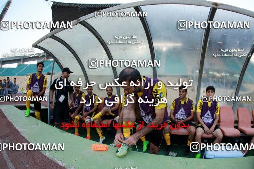 876896, Tehran, [*parameter:4*], لیگ برتر فوتبال ایران، Persian Gulf Cup، Week 8، First Leg، Naft Tehran 1 v 0 Sepahan on 2017/09/26 at Takhti Stadium