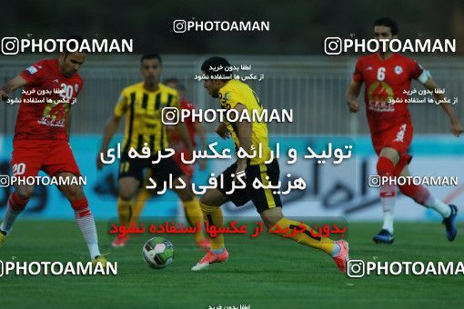 877011, Tehran, [*parameter:4*], لیگ برتر فوتبال ایران، Persian Gulf Cup، Week 8، First Leg، Naft Tehran 1 v 0 Sepahan on 2017/09/26 at Takhti Stadium