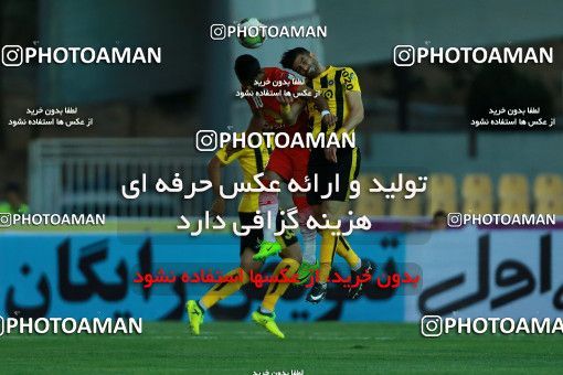 876941, Tehran, [*parameter:4*], لیگ برتر فوتبال ایران، Persian Gulf Cup، Week 8، First Leg، Naft Tehran 1 v 0 Sepahan on 2017/09/26 at Takhti Stadium