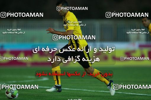 877219, Tehran, [*parameter:4*], لیگ برتر فوتبال ایران، Persian Gulf Cup، Week 8، First Leg، Naft Tehran 1 v 0 Sepahan on 2017/09/26 at Takhti Stadium