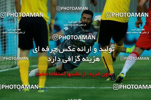 876937, Tehran, [*parameter:4*], لیگ برتر فوتبال ایران، Persian Gulf Cup، Week 8، First Leg، Naft Tehran 1 v 0 Sepahan on 2017/09/26 at Takhti Stadium