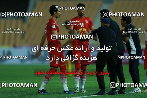 877020, Tehran, [*parameter:4*], لیگ برتر فوتبال ایران، Persian Gulf Cup، Week 8، First Leg، Naft Tehran 1 v 0 Sepahan on 2017/09/26 at Takhti Stadium