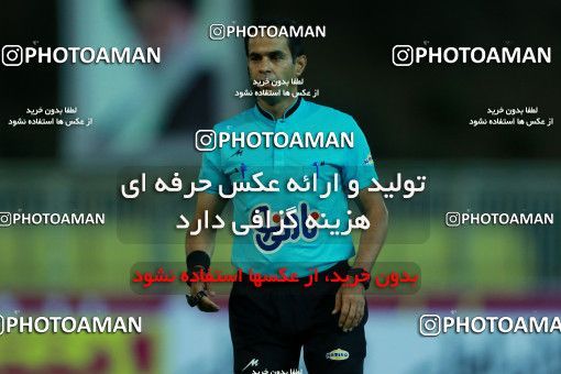 876955, Tehran, [*parameter:4*], لیگ برتر فوتبال ایران، Persian Gulf Cup، Week 8، First Leg، Naft Tehran 1 v 0 Sepahan on 2017/09/26 at Takhti Stadium