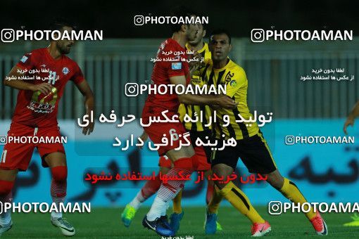 877097, Tehran, [*parameter:4*], لیگ برتر فوتبال ایران، Persian Gulf Cup، Week 8، First Leg، Naft Tehran 1 v 0 Sepahan on 2017/09/26 at Takhti Stadium