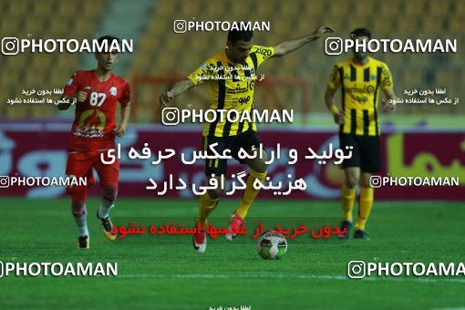 876905, Tehran, [*parameter:4*], لیگ برتر فوتبال ایران، Persian Gulf Cup، Week 8، First Leg، Naft Tehran 1 v 0 Sepahan on 2017/09/26 at Takhti Stadium
