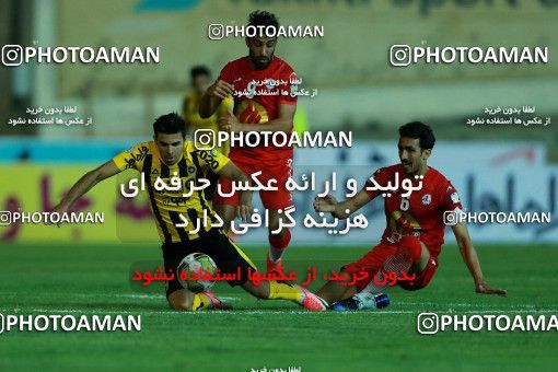 877059, Tehran, [*parameter:4*], لیگ برتر فوتبال ایران، Persian Gulf Cup، Week 8، First Leg، Naft Tehran 1 v 0 Sepahan on 2017/09/26 at Takhti Stadium