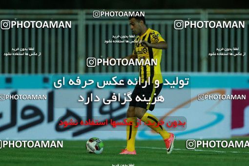876914, Tehran, [*parameter:4*], لیگ برتر فوتبال ایران، Persian Gulf Cup، Week 8، First Leg، Naft Tehran 1 v 0 Sepahan on 2017/09/26 at Takhti Stadium