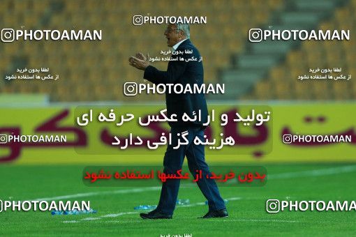 877089, Tehran, [*parameter:4*], لیگ برتر فوتبال ایران، Persian Gulf Cup، Week 8، First Leg، Naft Tehran 1 v 0 Sepahan on 2017/09/26 at Takhti Stadium