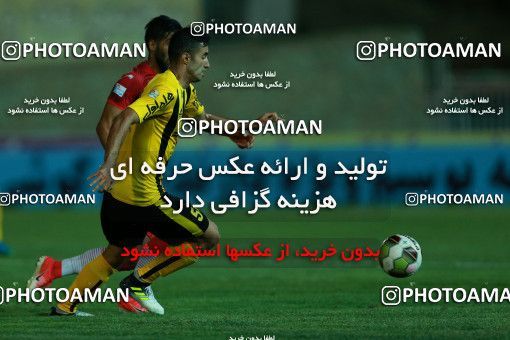 877525, Tehran, [*parameter:4*], لیگ برتر فوتبال ایران، Persian Gulf Cup، Week 8، First Leg، Naft Tehran 1 v 0 Sepahan on 2017/09/26 at Takhti Stadium
