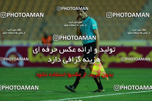 877287, Tehran, [*parameter:4*], لیگ برتر فوتبال ایران، Persian Gulf Cup، Week 8، First Leg، Naft Tehran 1 v 0 Sepahan on 2017/09/26 at Takhti Stadium
