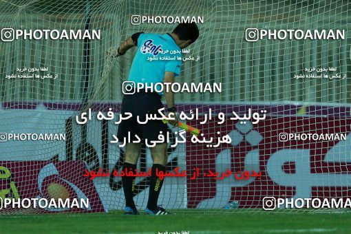 877472, Tehran, [*parameter:4*], لیگ برتر فوتبال ایران، Persian Gulf Cup، Week 8، First Leg، Naft Tehran 1 v 0 Sepahan on 2017/09/26 at Takhti Stadium