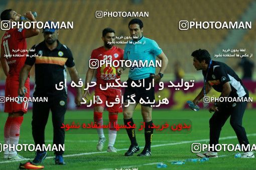 877409, Tehran, [*parameter:4*], لیگ برتر فوتبال ایران، Persian Gulf Cup، Week 8، First Leg، Naft Tehran 1 v 0 Sepahan on 2017/09/26 at Takhti Stadium