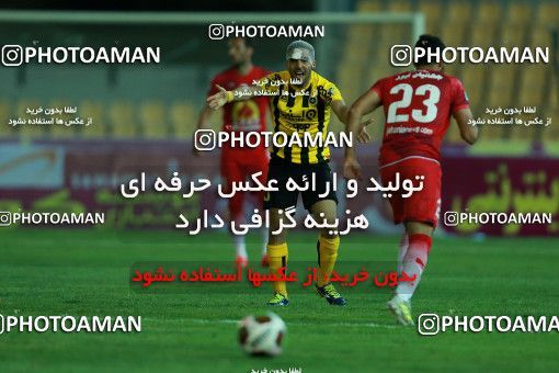 877529, Tehran, [*parameter:4*], لیگ برتر فوتبال ایران، Persian Gulf Cup، Week 8، First Leg، Naft Tehran 1 v 0 Sepahan on 2017/09/26 at Takhti Stadium