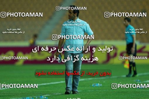 877361, Tehran, [*parameter:4*], لیگ برتر فوتبال ایران، Persian Gulf Cup، Week 8، First Leg، Naft Tehran 1 v 0 Sepahan on 2017/09/26 at Takhti Stadium