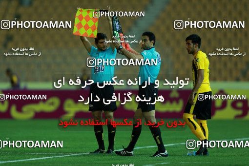 877407, Tehran, [*parameter:4*], لیگ برتر فوتبال ایران، Persian Gulf Cup، Week 8، First Leg، Naft Tehran 1 v 0 Sepahan on 2017/09/26 at Takhti Stadium