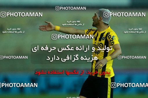 877546, Tehran, [*parameter:4*], لیگ برتر فوتبال ایران، Persian Gulf Cup، Week 8، First Leg، Naft Tehran 1 v 0 Sepahan on 2017/09/26 at Takhti Stadium