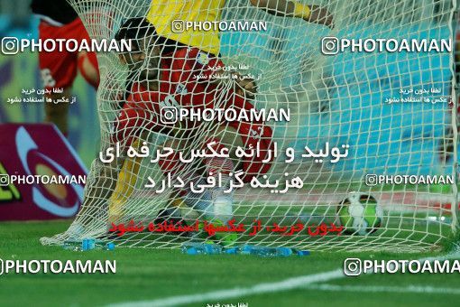 877453, Tehran, [*parameter:4*], لیگ برتر فوتبال ایران، Persian Gulf Cup، Week 8، First Leg، Naft Tehran 1 v 0 Sepahan on 2017/09/26 at Takhti Stadium