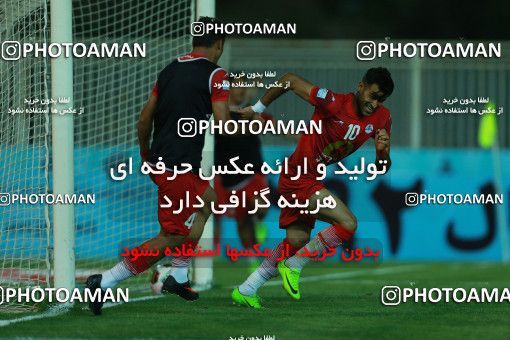 877464, Tehran, [*parameter:4*], لیگ برتر فوتبال ایران، Persian Gulf Cup، Week 8، First Leg، Naft Tehran 1 v 0 Sepahan on 2017/09/26 at Takhti Stadium
