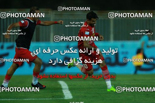 877382, Tehran, [*parameter:4*], لیگ برتر فوتبال ایران، Persian Gulf Cup، Week 8، First Leg، Naft Tehran 1 v 0 Sepahan on 2017/09/26 at Takhti Stadium