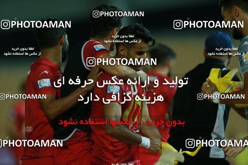 877363, Tehran, [*parameter:4*], لیگ برتر فوتبال ایران، Persian Gulf Cup، Week 8، First Leg، Naft Tehran 1 v 0 Sepahan on 2017/09/26 at Takhti Stadium