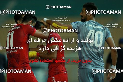 877257, Tehran, [*parameter:4*], لیگ برتر فوتبال ایران، Persian Gulf Cup، Week 8، First Leg، Naft Tehran 1 v 0 Sepahan on 2017/09/26 at Takhti Stadium