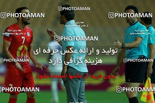 877333, Tehran, [*parameter:4*], لیگ برتر فوتبال ایران، Persian Gulf Cup، Week 8، First Leg، Naft Tehran 1 v 0 Sepahan on 2017/09/26 at Takhti Stadium