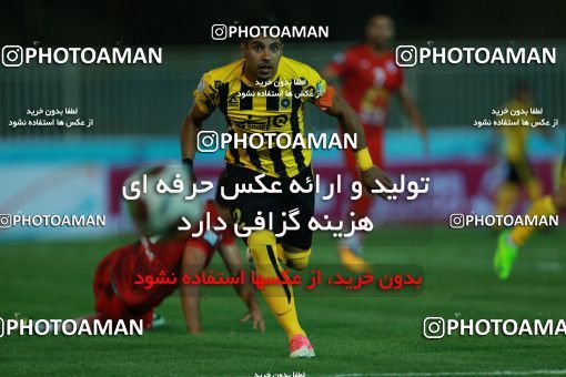 877355, Tehran, [*parameter:4*], لیگ برتر فوتبال ایران، Persian Gulf Cup، Week 8، First Leg، Naft Tehran 1 v 0 Sepahan on 2017/09/26 at Takhti Stadium