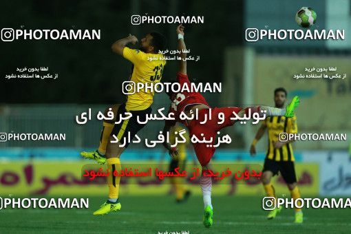 877656, Tehran, [*parameter:4*], لیگ برتر فوتبال ایران، Persian Gulf Cup، Week 8، First Leg، Naft Tehran 1 v 0 Sepahan on 2017/09/26 at Takhti Stadium