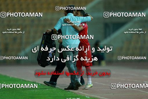 877804, لیگ برتر فوتبال ایران، Persian Gulf Cup، Week 8، First Leg، 2017/09/26، Tehran، Takhti Stadium، Naft Tehran 1 - 0 Sepahan