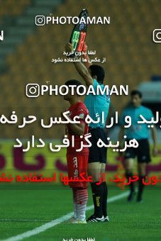 877765, لیگ برتر فوتبال ایران، Persian Gulf Cup، Week 8، First Leg، 2017/09/26، Tehran، Takhti Stadium، Naft Tehran 1 - 0 Sepahan