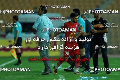877726, Tehran, [*parameter:4*], لیگ برتر فوتبال ایران، Persian Gulf Cup، Week 8، First Leg، Naft Tehran 1 v 0 Sepahan on 2017/09/26 at Takhti Stadium