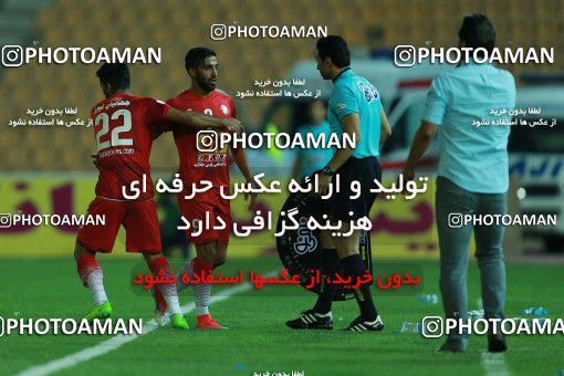 877737, Tehran, [*parameter:4*], لیگ برتر فوتبال ایران، Persian Gulf Cup، Week 8، First Leg، Naft Tehran 1 v 0 Sepahan on 2017/09/26 at Takhti Stadium