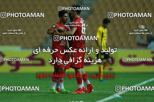 877739, Tehran, [*parameter:4*], لیگ برتر فوتبال ایران، Persian Gulf Cup، Week 8، First Leg، Naft Tehran 1 v 0 Sepahan on 2017/09/26 at Takhti Stadium