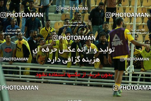 877770, Tehran, [*parameter:4*], لیگ برتر فوتبال ایران، Persian Gulf Cup، Week 8، First Leg، Naft Tehran 1 v 0 Sepahan on 2017/09/26 at Takhti Stadium