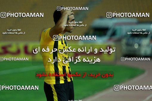 877617, Tehran, [*parameter:4*], لیگ برتر فوتبال ایران، Persian Gulf Cup، Week 8، First Leg، Naft Tehran 1 v 0 Sepahan on 2017/09/26 at Takhti Stadium