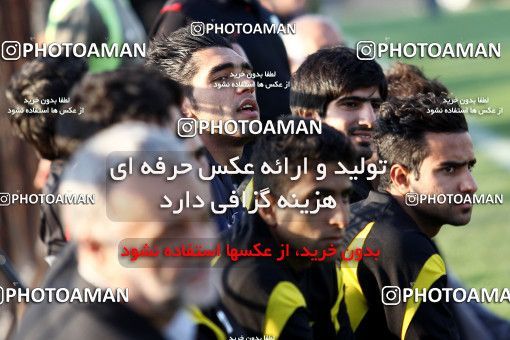 880687, Tehran, , Friendly logistics match، Esteghlal 0 - 0 Fajr-e Sepasi Shiraz on 2012/11/11 at Naser Hejazi Sport Complex