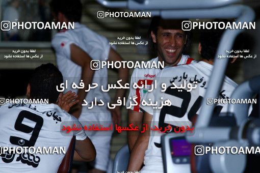 883445, Tehran, Iran, Persepolis Football Team Testing the physicsl readiness of the players on 2011/06/25 at Enghelab Sport Complex