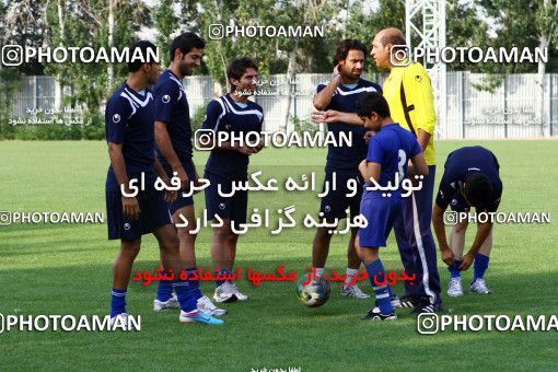 883581, Tehran, Iran, Esteghlal Football Team Training Session on 2011/06/26 at زمین شماره 2 ورزشگاه آزادی